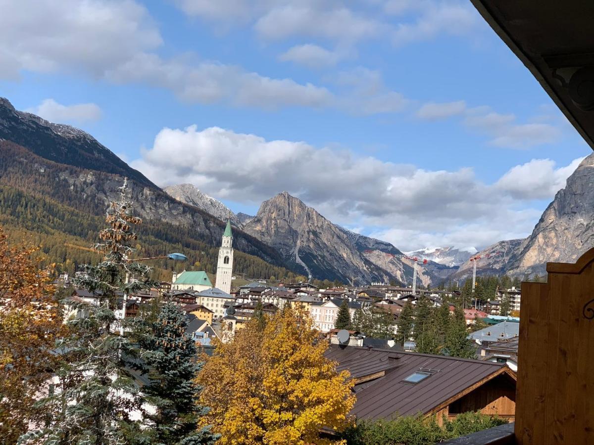 Hotel Serena Cortina Cortina dʼAmpezzo Exterior foto