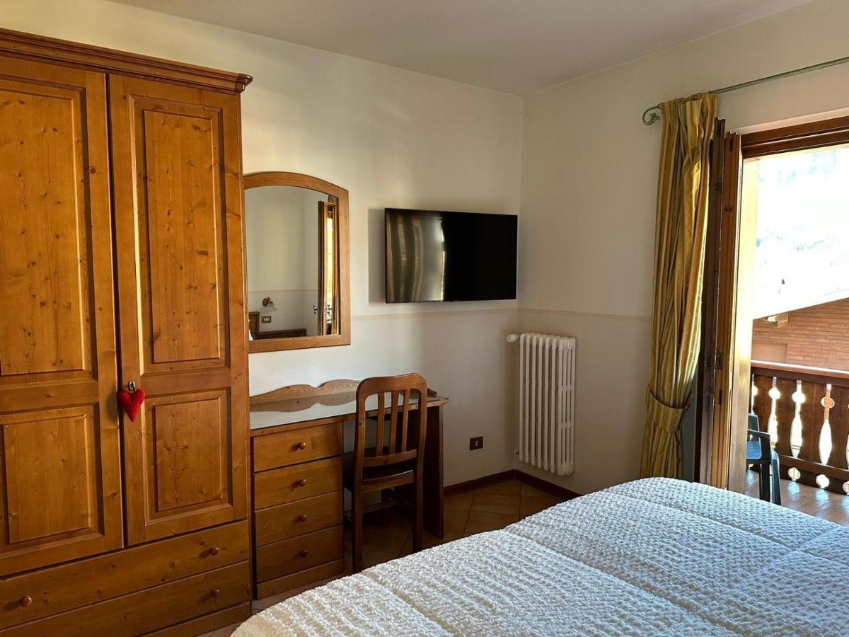 Hotel Serena Cortina Cortina dʼAmpezzo Exterior foto