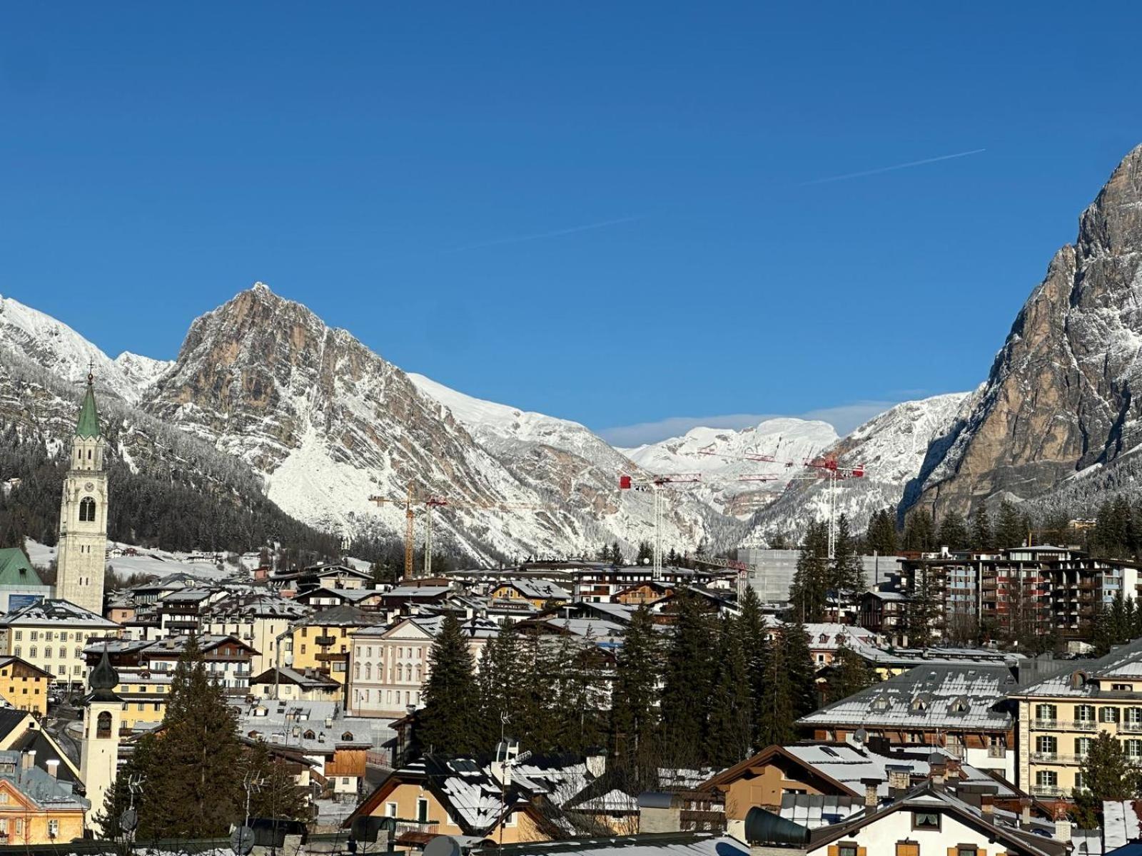 Hotel Serena Cortina Cortina dʼAmpezzo Exterior foto